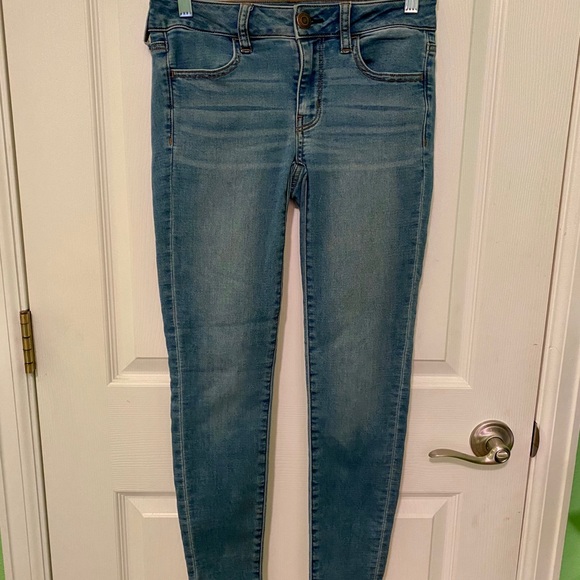 American Eagle Outfitters Denim - American Eagle Super stretch Jeggings